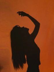 -CASTER跳舞俱乐部