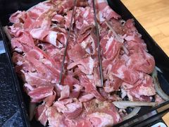 烤十三香牛肉-烤路里·韩国品质自助烤肉(石路天虹4号店)