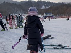 -亚布力新体委滑雪场