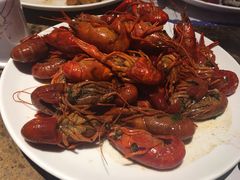 特色小龙虾-青岛蓝海大饭店·爱琴海自助餐厅(崂山店)