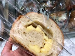 芝士粒粒法包-PAPER STONE BAKERY(天环店)