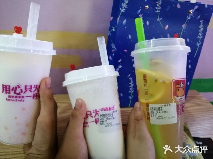 四川现代职业学院-学生食堂图片