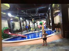 -泉城欧乐堡戏水湾艺术养生温泉