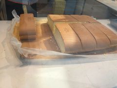 原味法国海绵蛋糕-汤姆大师傅鲜香牛肉饼(深圳保利文化广场店)