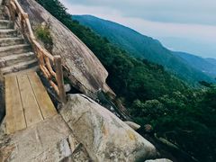 -罗田薄刀峰风景区