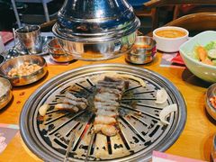 -老炉家木炭烤肉(长江国际店)