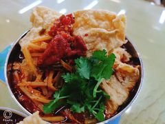 -红鼻子桂林米粉(金唐新光界店)