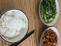-悦芽照护月嫂+育儿嫂(杭州店)