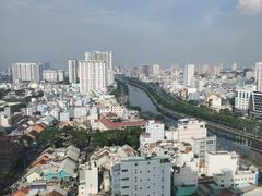 -Bánh Mì Huynh Hoa