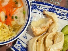 -长人馄饨铺(解放街店)