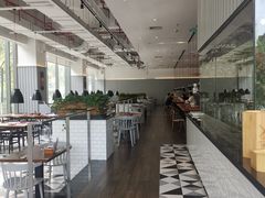 -昆山琶拉帝诗酒店·河畔咖啡厅Riverside Cafe