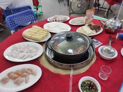 -花苑美食横琴生蚝火锅(拱北粤华路店)