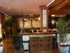 -八府香鸭·啫啫煲(华山路店)