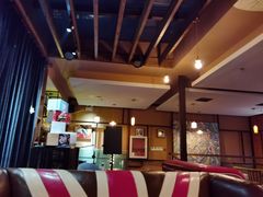 -斯普汇生蚝牛排馆(中骏世界城店)