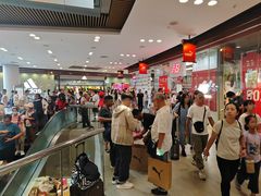 -东荟城名店仓