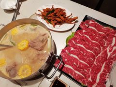 -肥仔文澳门猪骨煲(南京西路店)