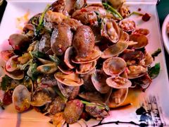 -一口猪海鲜浑锅·东北家常菜