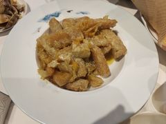 -石牌岭小亮蒸虾•湖北老字号(左岭店)