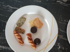 -天津梅江中心皇冠假日酒店