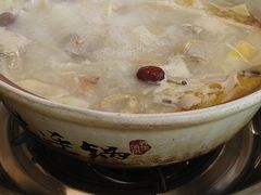 -土连锅·现熬养生汤锅(梁家巷店)
