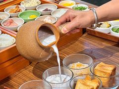 -良米山·云南野生菌过桥米线(上海首店)