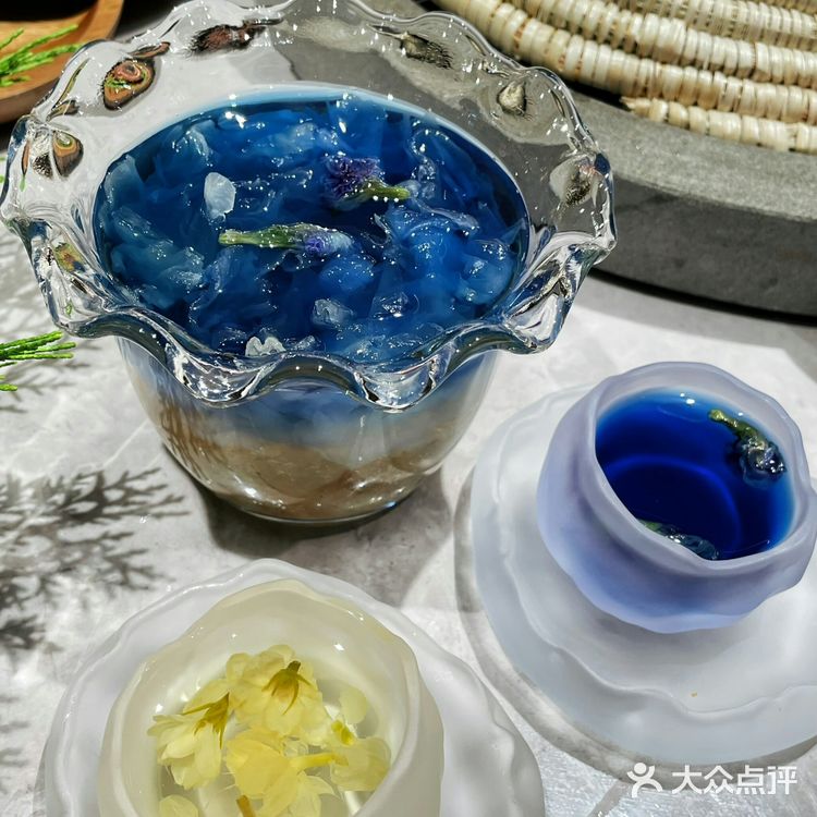 把云南地标美食都搬来深圳啦！芸山季·云南野生菌火锅