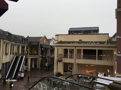 -王府井奥莱临潼小镇(临潼店)