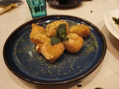 -荟廷·晶萃(陆家嘴尚悦湾店)