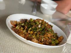 -茅屋大酒店