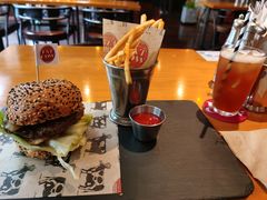 -FAT COW(虹梅路店)