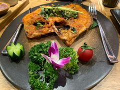 香茅草烤罗非鱼-麦麦山云南菜(复地活力城店)