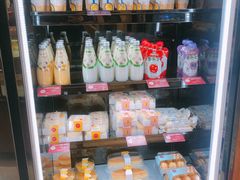 零售区-味多美(桃浦路店)