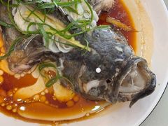 -覃记海鲜美食餐厅