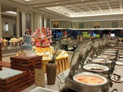 自助取餐区-南郊宾馆·风味自助餐厅·山东十六地市特色菜