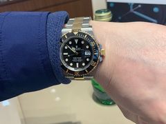 -亨得利钟表商店