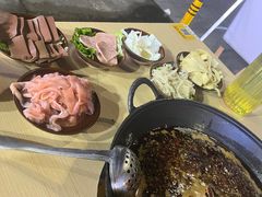 -乐闹闹重庆火鍋(民治店)