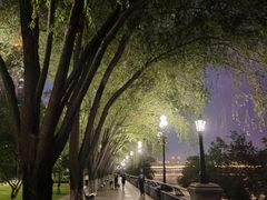 -人民防洪胜利纪念塔