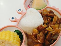 -花漫里日式餐厅(南安中骏店)