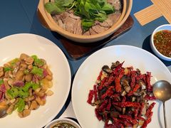 -一坐一忘云南菜(嘉里中心店)