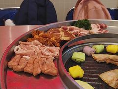 -哈哈碳都·牛肋条无限自助烤肉(宝龙店)