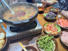 -黔有有贵州酸汤夺夺粉火锅(五味十字店)