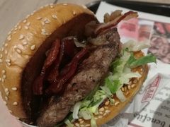 -The Habit Burger Grill 哈比特汉堡(复兴soho店)