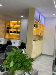 -Coo Hair salon