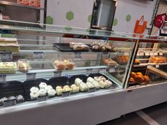 -白玉兰食品(中山公园龙之梦店)