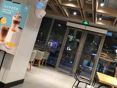 大堂-瑞幸咖啡(杭州绿地中央店)