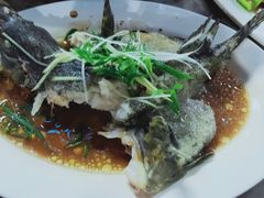 -四川小胡子海鲜(丁村万人海鲜广场店)