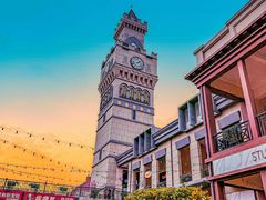 -王府井奥莱临潼小镇(临潼店)