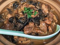 小鸡炖榛蘑-止观小馆·辽河口渔家菜(王府井店)