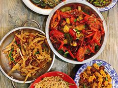 -江城燕子大排档(江汉路步行街店)