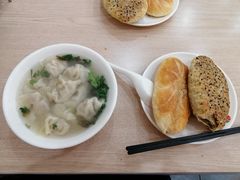 -隆盛园火勺馄饨面(省医院店)